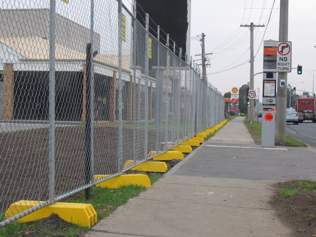 temporary fence (21).jpg temporary fence (21).jpg